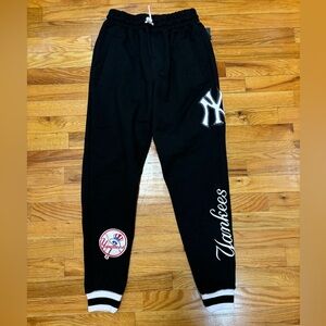 New Era Yankee sweatpants
